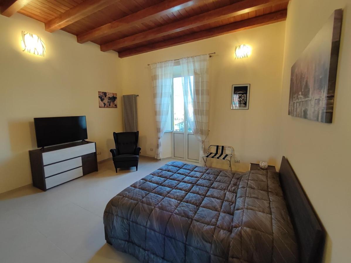 In Centro Rooms And Apartments Isola di Liri Εξωτερικό φωτογραφία