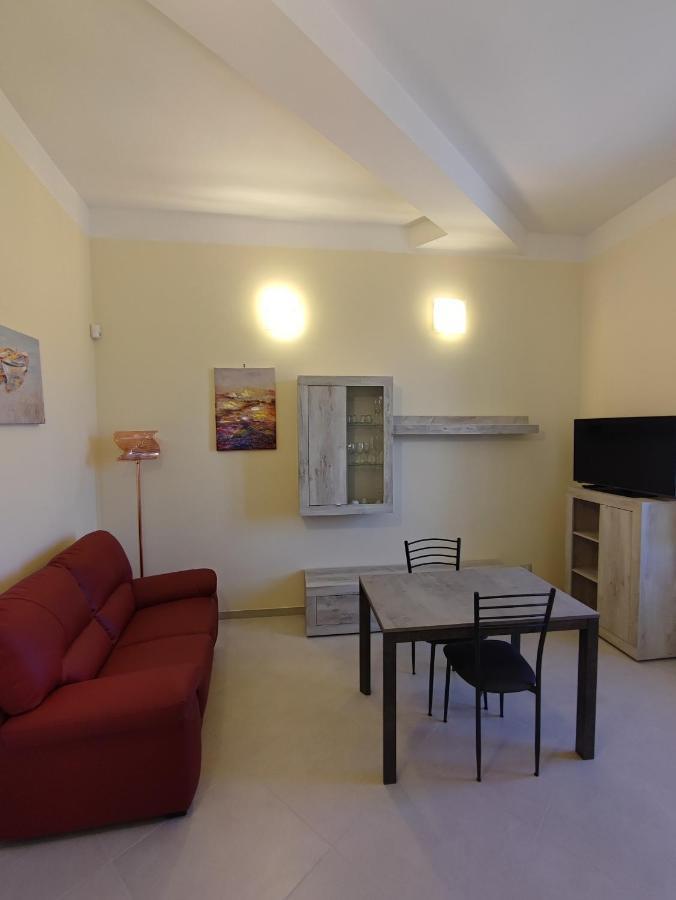 In Centro Rooms And Apartments Isola di Liri Εξωτερικό φωτογραφία