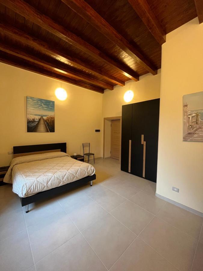 In Centro Rooms And Apartments Isola di Liri Εξωτερικό φωτογραφία