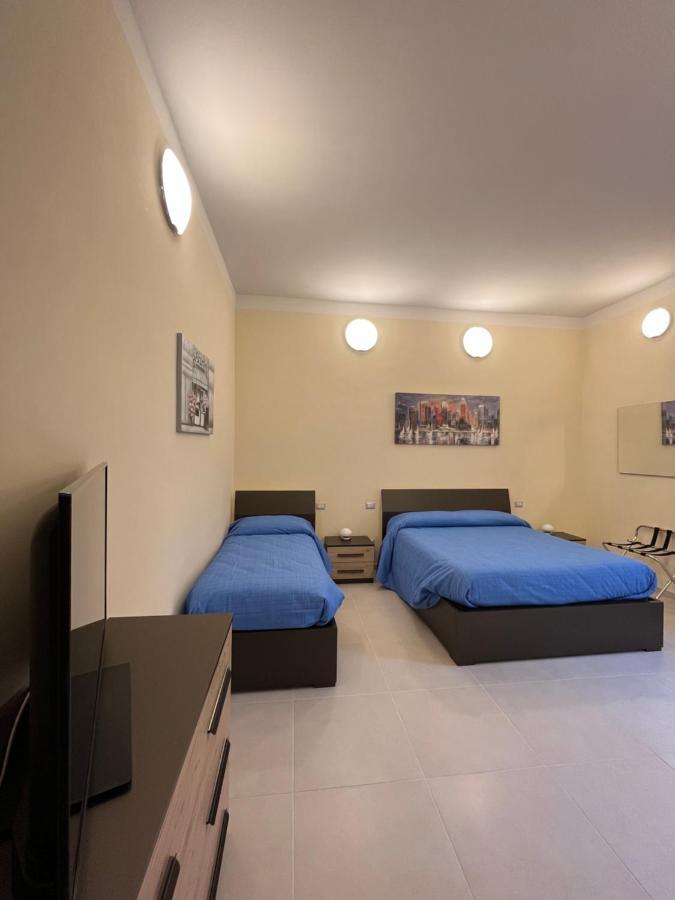 In Centro Rooms And Apartments Isola di Liri Εξωτερικό φωτογραφία