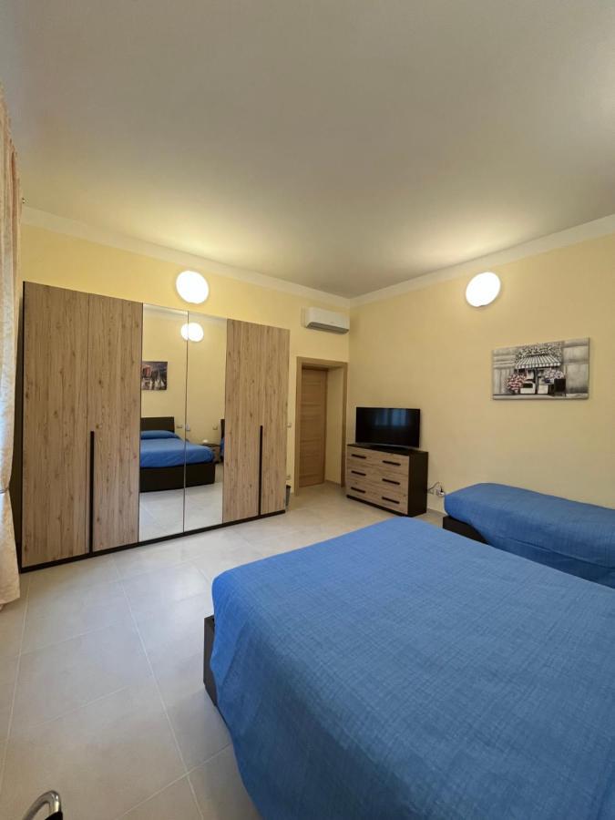 In Centro Rooms And Apartments Isola di Liri Εξωτερικό φωτογραφία