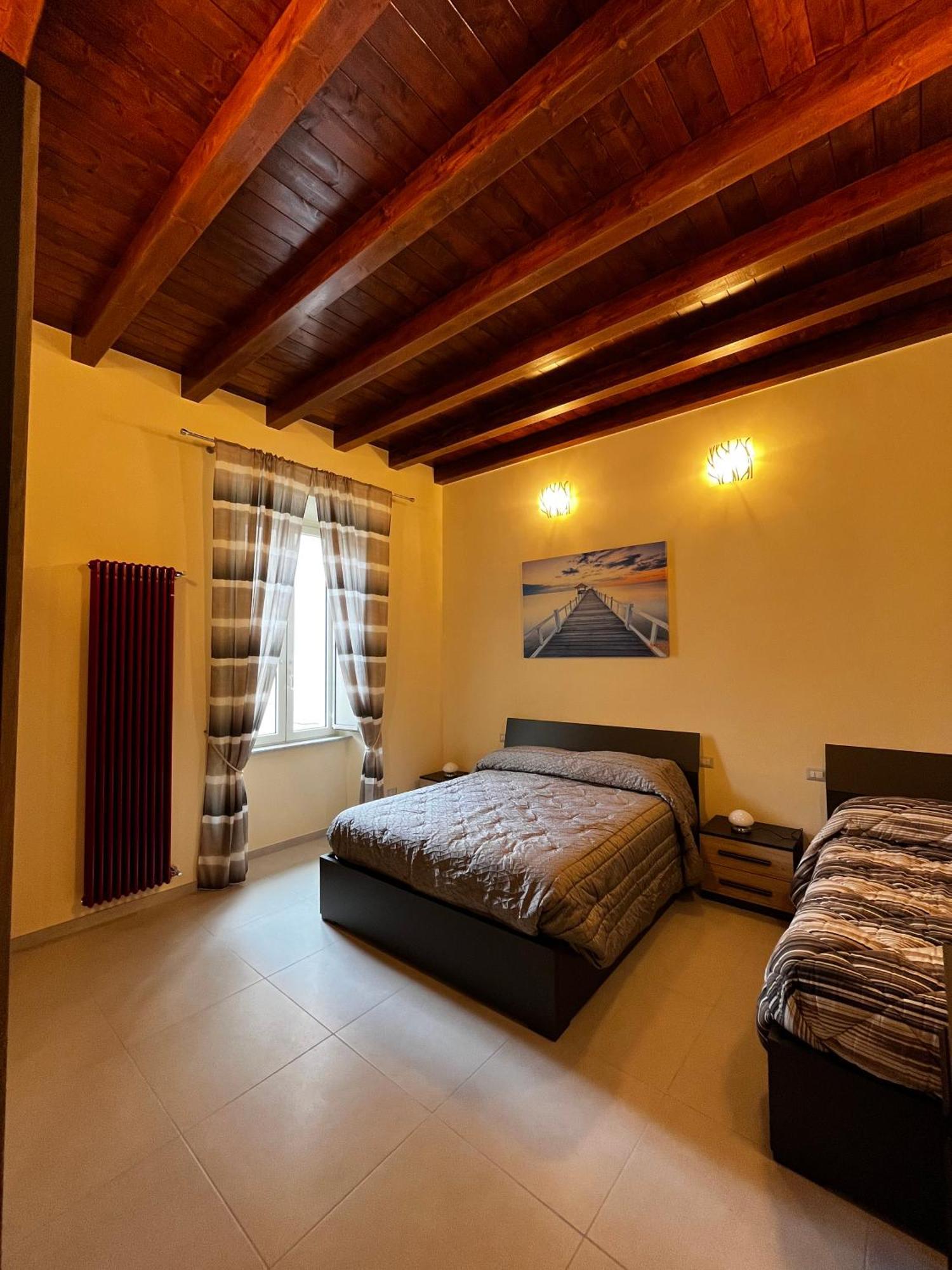 In Centro Rooms And Apartments Isola di Liri Εξωτερικό φωτογραφία