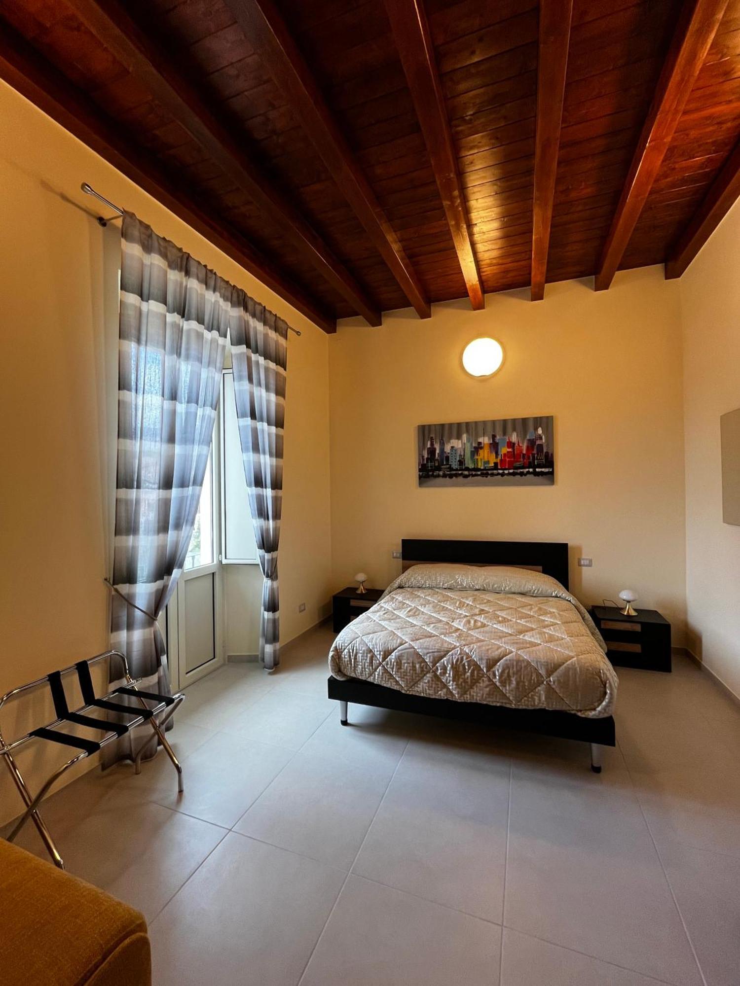 In Centro Rooms And Apartments Isola di Liri Εξωτερικό φωτογραφία